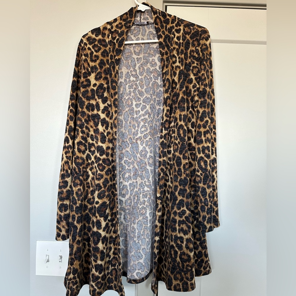 Cheetah Print duster cardigan- Large